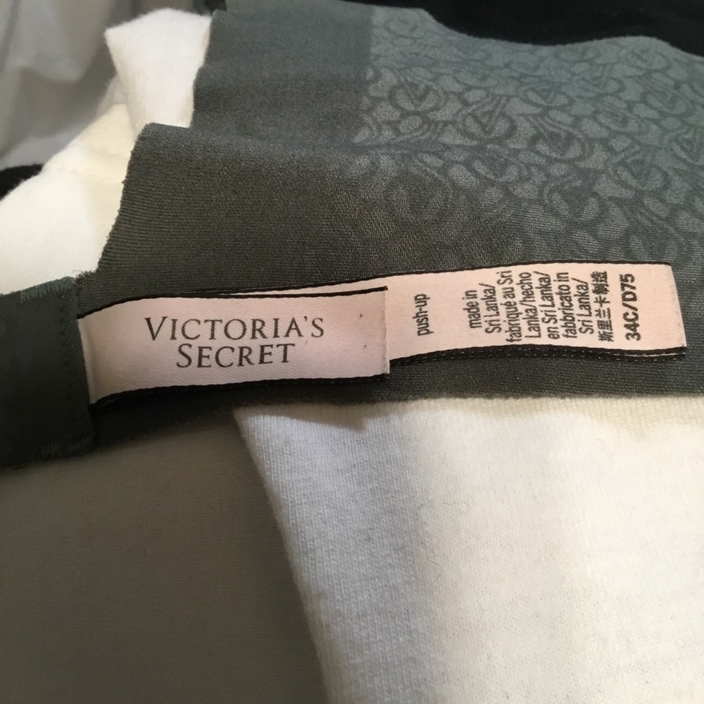 Victoria’s Secret Green Push Up Bra 34C - Picture 3 of 4